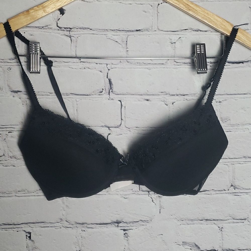 ‎Xhilaration Black Bra